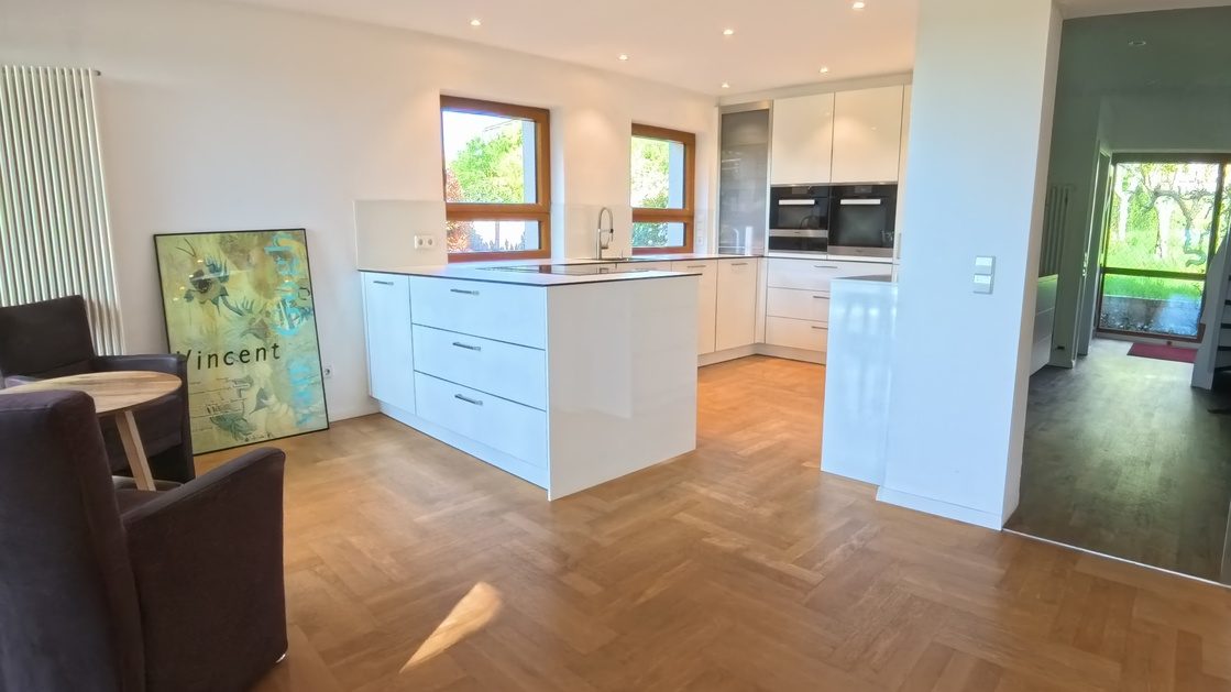 Einbauküche von Leicht mit Miele-Vollausstattung, Familienhaus Am Südhang 9 in Marxzell-Burbach